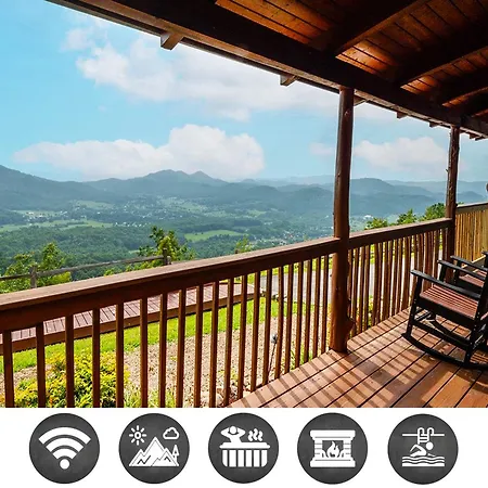 Awestruck Mountain View With Pool Access Villa